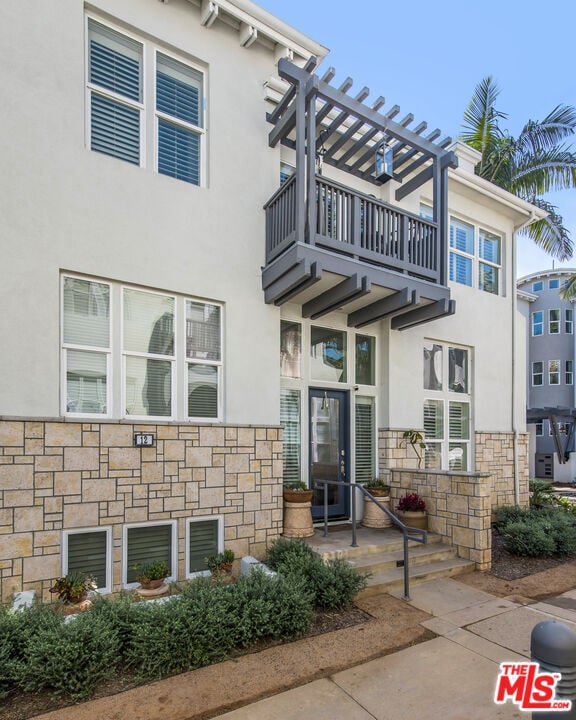 6021 Dawn Crk in Los Angeles, CA - Building Photo - Building Photo