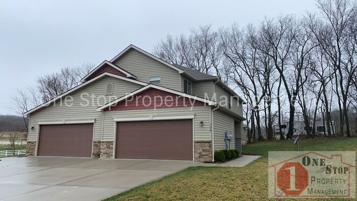 138 Roller Ct in Platte City, MO - Building Photo