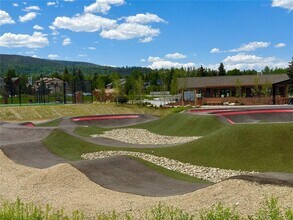 432 Bighorn Cir in Silverthorne, CO - Building Photo - Building Photo