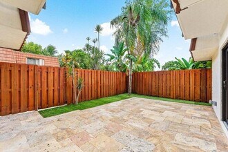 3007 San Clara Dr in Delray Beach, FL - Building Photo - Building Photo