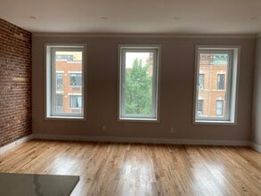 166 15th St, Unit Third floor in Brooklyn, NY - Building Photo - Building Photo