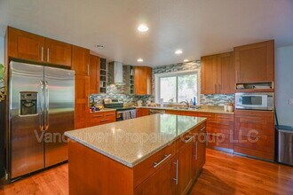 4901 NE 47th Ave in Vancouver, WA - Building Photo - Building Photo