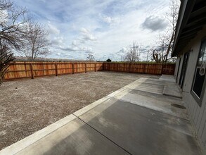 1386 Yale Ave in Merced, CA - Building Photo - Building Photo