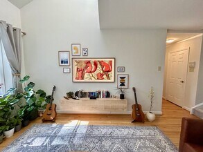 3640 39th St NW in Washington, DC - Building Photo - Building Photo