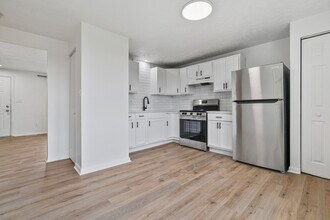 287 Palma St in North Versailles, PA - Building Photo - Building Photo