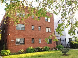 1825 E Capitol St SE