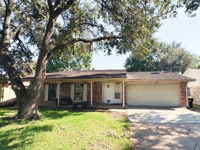 property at 2211 Mustang Springs Dr