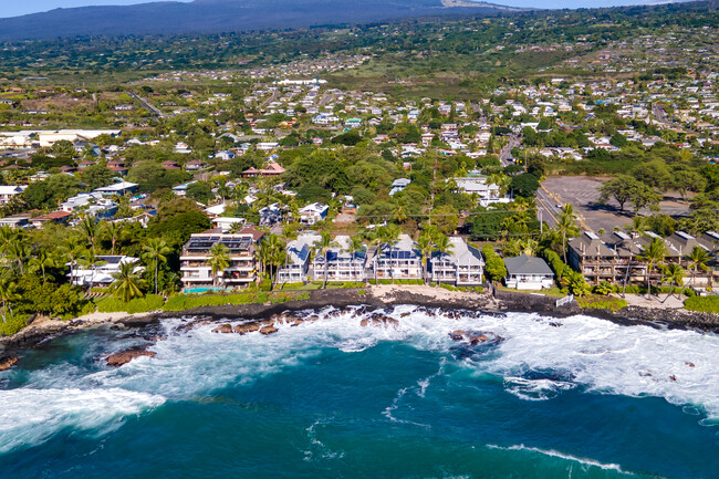 Hale Kai O'Kona in Kailua Kona, HI - Foto de edificio - Building Photo