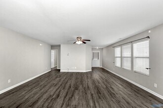 325 Kenneth Blvd NW in Madison, AL - Building Photo - Building Photo