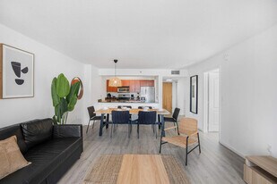 1 SE 12th St, Unit FL17-ID1038995P in Miami, FL - Building Photo