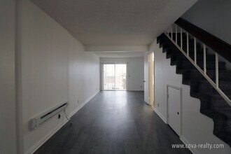 271 S Ventura Rd in Port Hueneme, CA - Building Photo - Building Photo