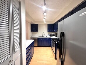 514 Orange Dr in Altamonte Springs, FL - Building Photo - Building Photo