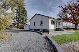 11601 Ridge Rd in Wheat Ridge, CO - Building Photo - Building Photo