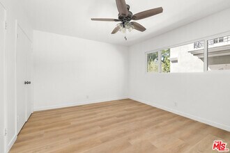 340 N Palm Dr in Beverly Hills, CA - Building Photo - Building Photo