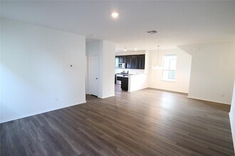 444 English Oak St in Georgetown, TX - Building Photo - Building Photo