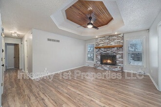 6410 NW Hilldale Dr in Kansas City, MO - Building Photo - Building Photo