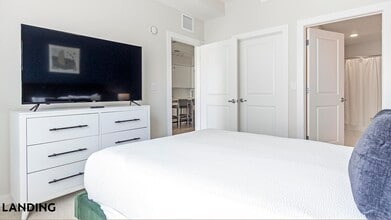 4341 34th St S, Unit 467 in St. Petersburg, FL - Foto de edificio - Building Photo