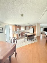 2090 SW 85th Ave in Davie, FL - Building Photo - Building Photo