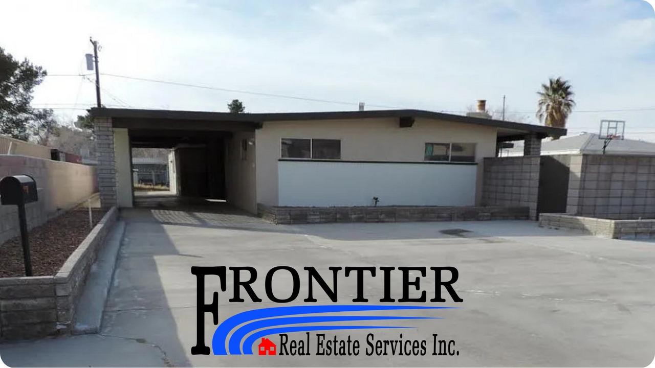 409 N Sanders St in Ridgecrest, CA - Building Photo