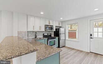 713 Haverford Rd in Bryn Mawr, PA - Building Photo