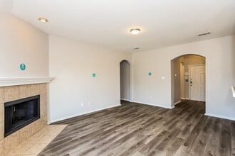 7106 Sierra Way in Dallas, TX - Building Photo - Building Photo