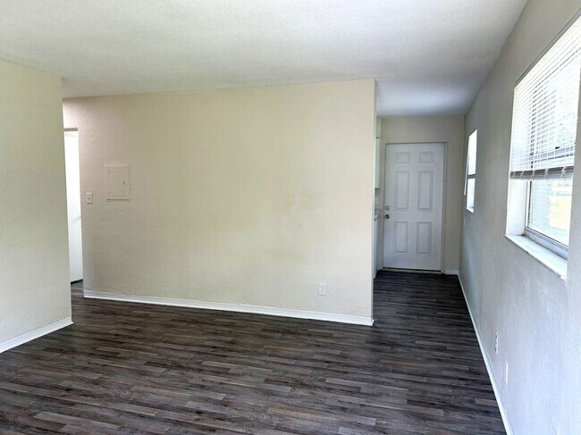 3007 50th St S-Unit -P279 - Winds #1B - 3007 50th St S in Gulfport, FL - Foto de edificio - Building Photo