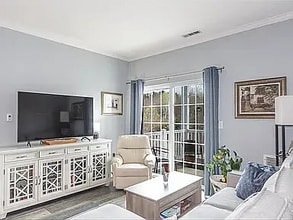 21 Hampshire Rd, Unit 313 in Methuen, MA - Building Photo - Building Photo