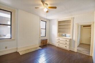 405 Peebles St, Unit 2 in Pittsburgh, PA - Foto de edificio - Building Photo