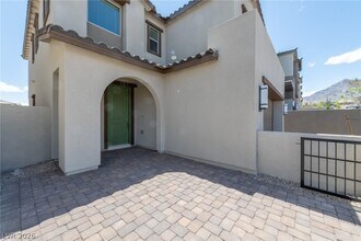 12059 Arrebol Ave in Las Vegas, NV - Building Photo - Building Photo