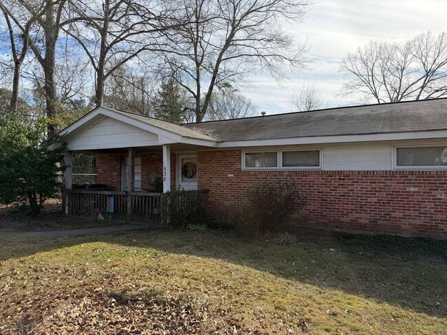 property at 538 E Glenn Ave