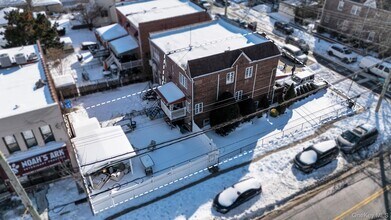 1701 Burnett St in Brooklyn, NY - Building Photo - Building Photo