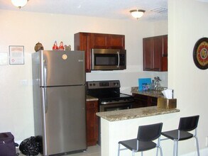 1105 NE 15th St, Unit 2 in Fort Lauderdale, FL - Foto de edificio - Building Photo