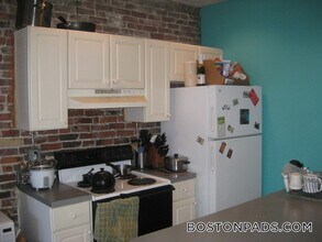 610 Columbus Ave, Unit 7 in Boston, MA - Foto de edificio - Building Photo