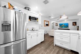 1140 SW 9th Ave in Fort Lauderdale, FL - Building Photo - Building Photo