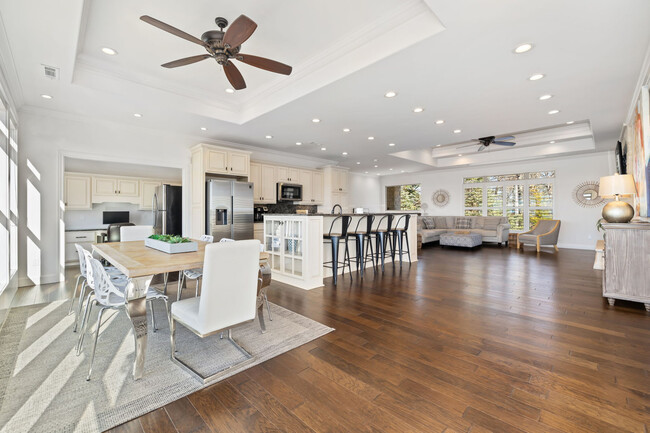 property at 40 Rivercliff Rd