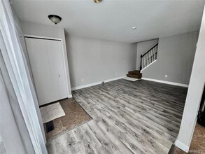 41070 Southwind Dr in Canton Township, MI - Building Photo - Building Photo