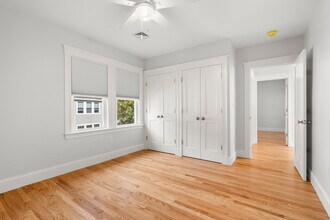 46 Winter St, Unit 2nd floor in Medford, MA - Building Photo - Building Photo