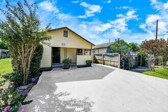 3804 Lila St in Houston, TX - Building Photo - Building Photo