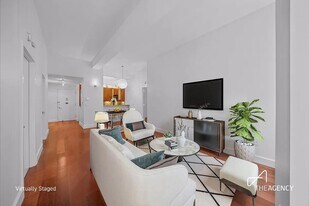 80 John St in New York, NY - Building Photo