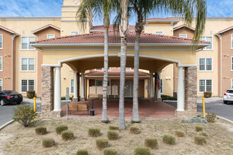 Poso Place Senior Apartments in Wasco, CA - Building Photo - Building Photo