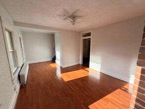 122 Maple Ter, Unit 2 in Pittsburgh, PA - Building Photo - Building Photo
