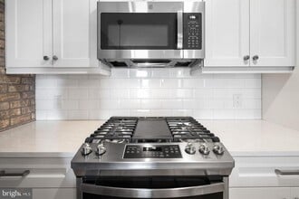 806 N 2nd St in Philadelphia, PA - Building Photo - Building Photo