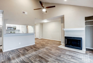 Embry Apartment Homes in Carrollton, TX - Building Photo - Building Photo