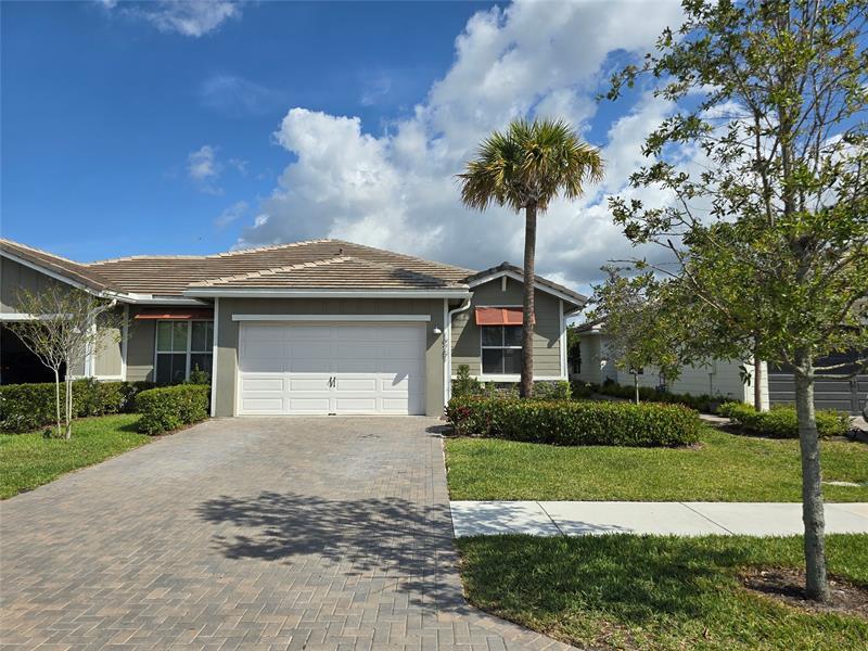 19751 Weathervane Way in Loxahatchee, FL - Building Photo