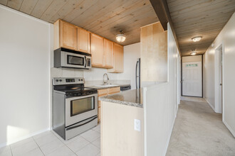 Olympic View Apartments in Bremerton, WA - Building Photo - Interior Photo