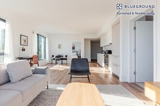 1288 Howard St in San Francisco, CA - Foto de edificio - Building Photo