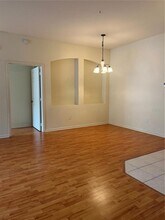 3000 Laurel Park Ln-Unit -103 in Kissimmee, FL - Building Photo - Building Photo