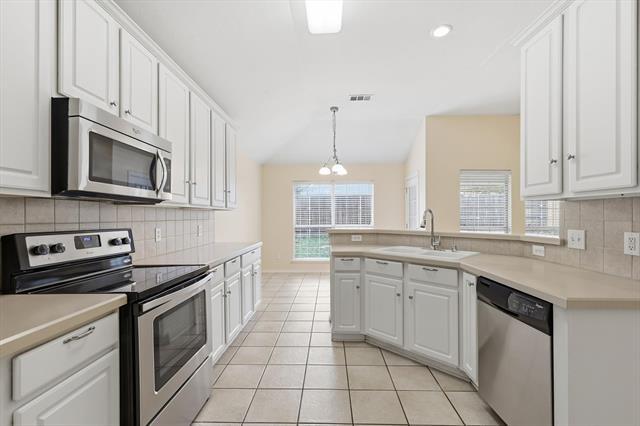 property at 1503 Nightingale Ln