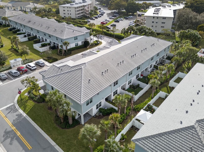 1817 Sanderling Dr in Deerfield Beach, FL - Building Photo - Building Photo