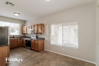 15357 W Port Royale Ln in Surprise, AZ - Building Photo - Building Photo